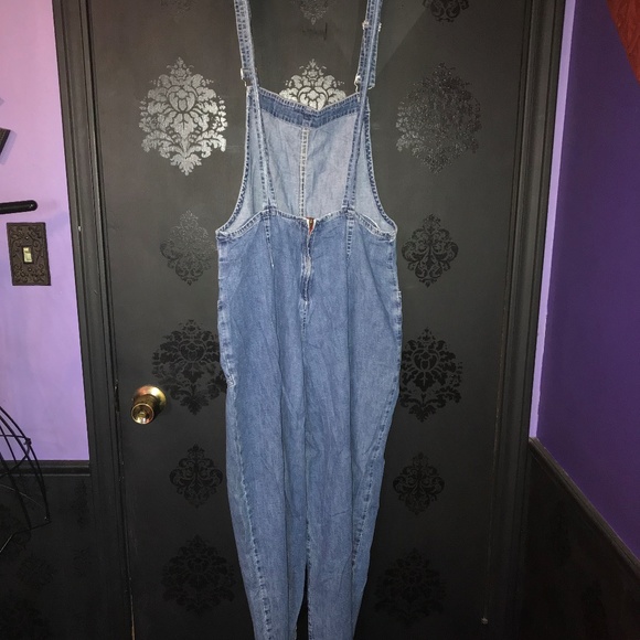 Hard Tail Denim Overall Capris - Picture 2 of 5
